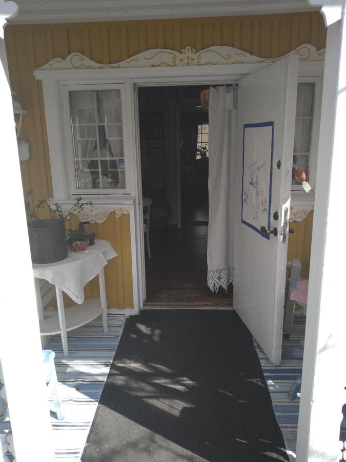 Vardshuset Idyllen Barang 외부 사진